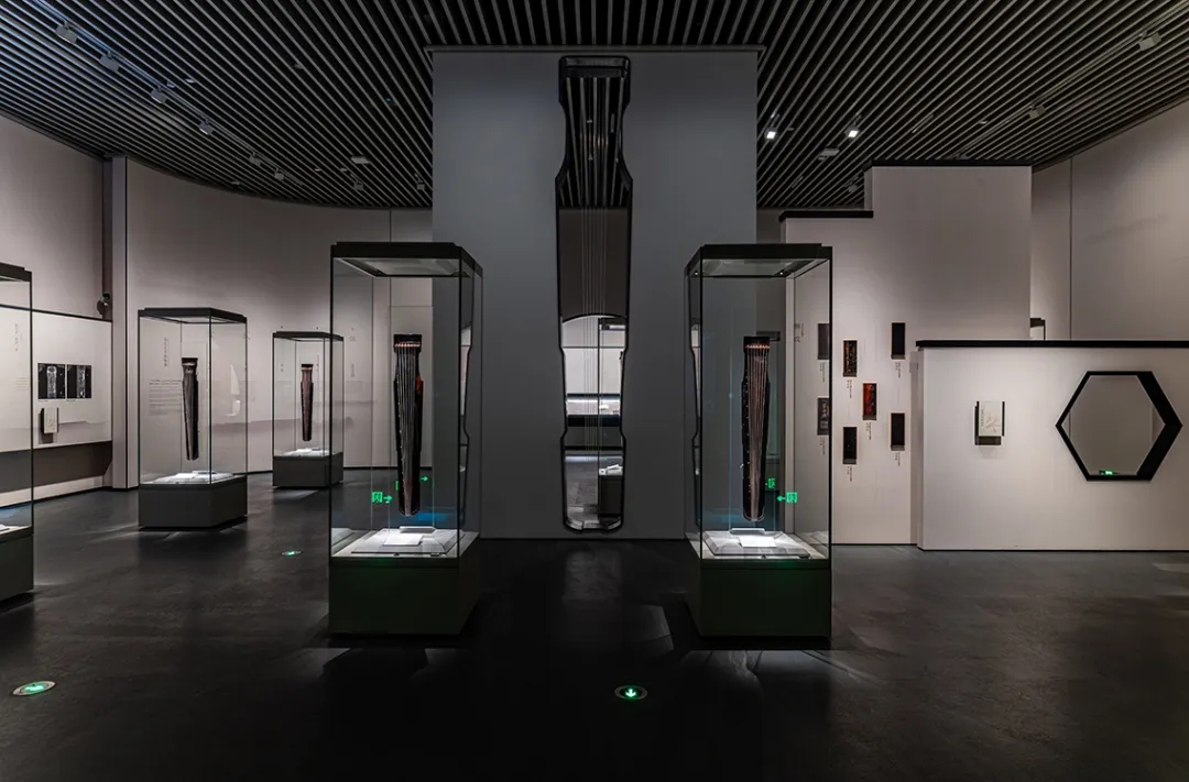 1736492314319560.jpg 浙江省博物館展柜案例